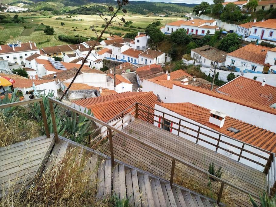 Villa Casa Pe Do Castelo Aljezur Exterior foto